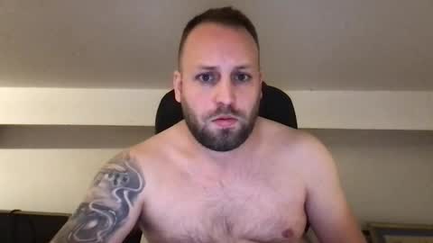 Snapshot of kobasic chatting on 10-01-25, 11:00 hugo online show from 10-01-25, 11:00