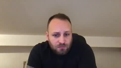 Snapshot of kobasic chatting on 11-16-25, 04:01 hugo online show from 11-16-25, 04:01