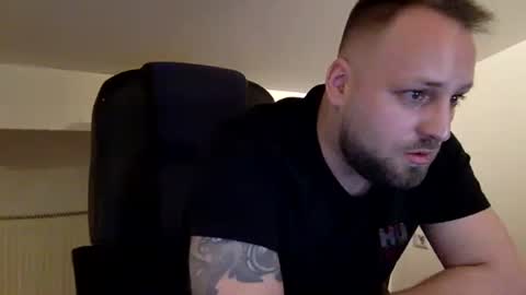 hugo online show from 04-02-26, 04:15