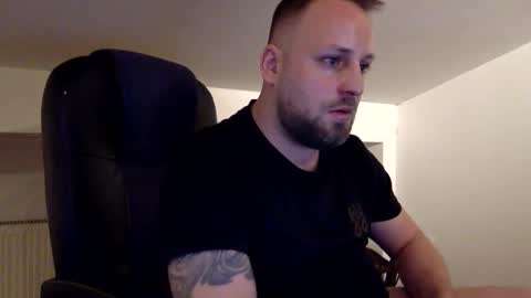 hugo online show from 04-03-26, 04:21