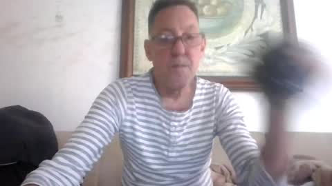 Snapshot of kobolt67 chatting on 06-10-26, 05:39 kobolt67 online show from 06-10-26, 05:39