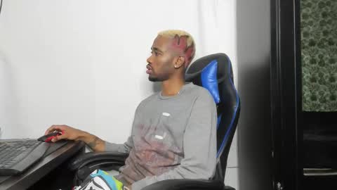 kofi online show from 11-20-25, 05:01