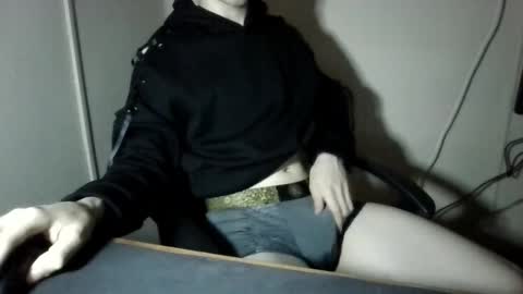 Snapshot of kokszfox chatting on 10-06-25, 08:34 KokszFox online show from 10-06-25, 08:34