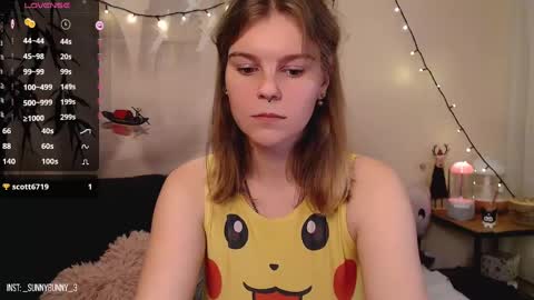 Snapshot of komorebbi chatting on 12-06-24, 09:35 Marta online show from 12-06-24, 09:35