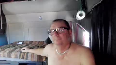 Snapshot of komputer123456789 chatting on 07-11-26, 09:56 Bogdan online show from 07-11-26, 09:56