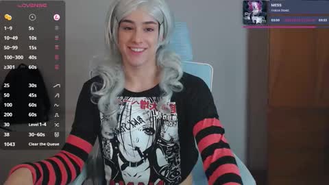  Riley  online show from 12-19-25, 06:04