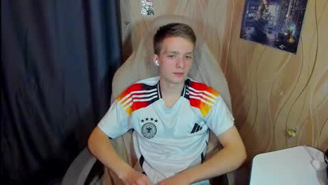 konnor_deviant online show from 10-09-25, 11:14