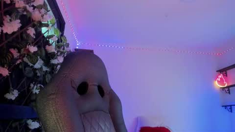 Kora Red online show from 02-22-26, 01:42