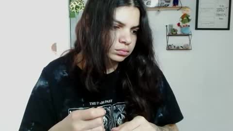 Karoll online show from 09-14-25, 03:22