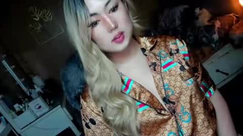 MISS ALICIA online show from 12-30-24, 09:48