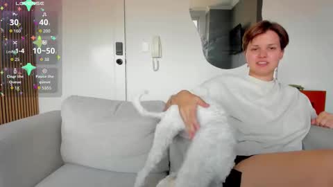 Twiix online show from 11-21-25, 05:44