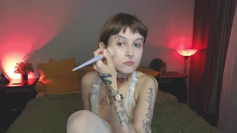 Snapshot of kortny_yo chatting on 09-28-25, 09:31 Kortny online show from 09-28-25, 09:31