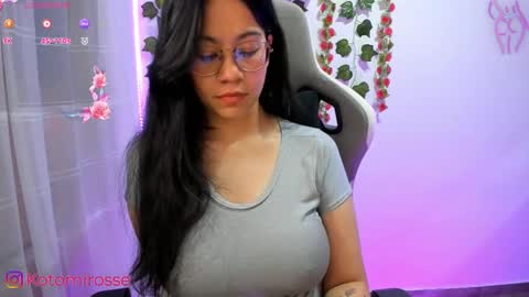 Snapshot of kotomi_rosse chatting on 05-07-26, 02:28 Kotomi online show from 05-07-26, 02:28