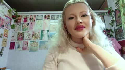 kourtneykosmicki online show from 04-28-26, 02:44