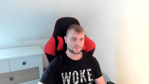 Snapshot of kozik1992 chatting on 12-09-24, 11:26 Bartek online show from 12-09-24, 11:26