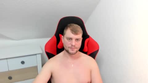 Snapshot of kozik1992 chatting on 12-27-24, 04:54 Bartek online show from 12-27-24, 04:54