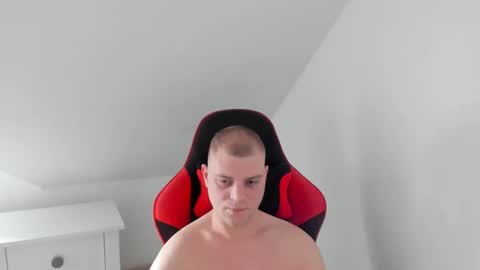 Snapshot of kozik1992 chatting on 02-22-25, 12:51 Bartek online show from 02-22-25, 12:51