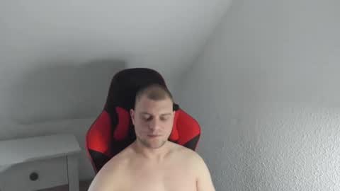 Snapshot of kozik1992 chatting on 02-27-25, 07:01 Bartek online show from 02-27-25, 07:01