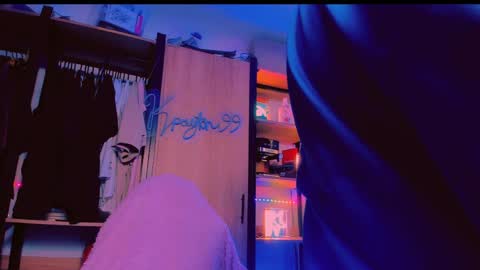 Khloe online show from 04-22-26, 11:06