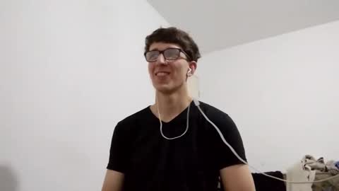 Facu online show from 12-24-24, 08:33