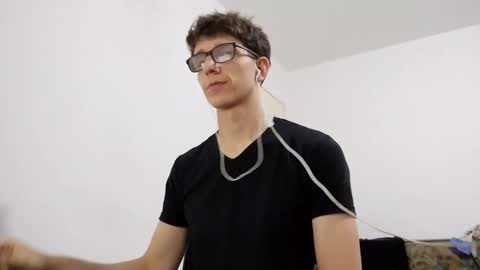 Facu online show from 12-28-24, 11:30