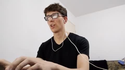 Facu online show from 12-30-24, 10:01