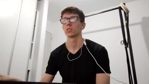 Facu online show from 02-15-26, 04:09