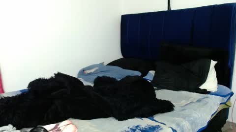 Snapshot of kratos_and_afrodita chatting on 11-11-25, 01:38 kratos_and_afrodita online show from 11-11-25, 01:38