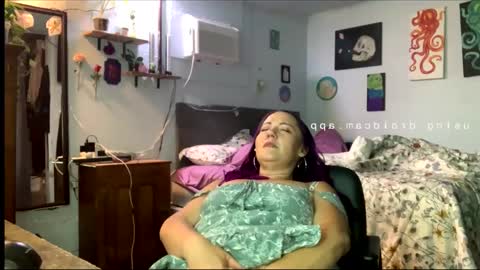 kreamyk420 online show from 04-07-26, 02:17