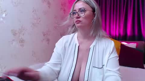 Kriss online show from 06-29-26, 01:22