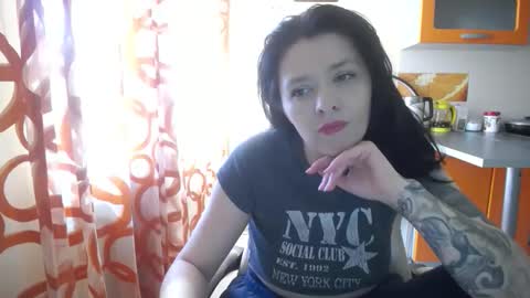 Kris online show from 04-27-26, 12:03