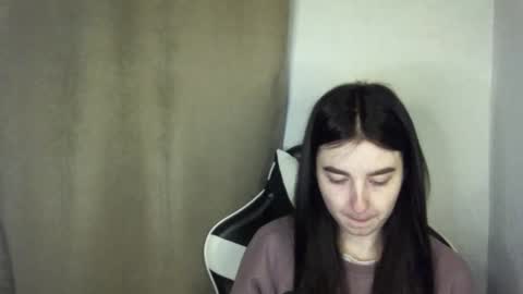 Kris online show from 02-25-26, 01:21