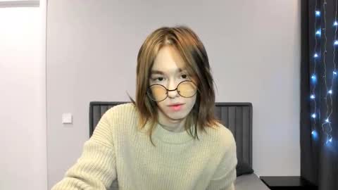 krisfemboy online show from 01-07-26, 03:14