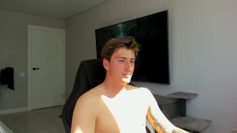 Snapshot of krishort chatting on 06-22-26, 12:35 krishort online show from 06-22-26, 12:35