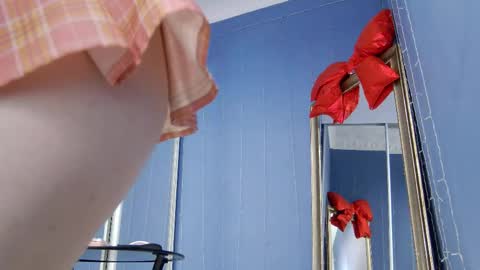 kriskras__ online show from 02-09-26, 05:55