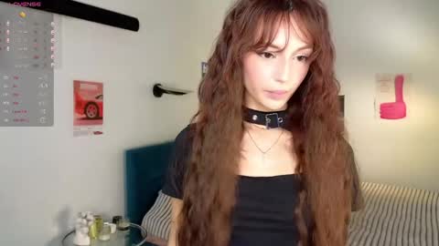 Snapshot of krisss__kisss chatting on 05-15-26, 02:46 Kriss online show from 05-15-26, 02:46