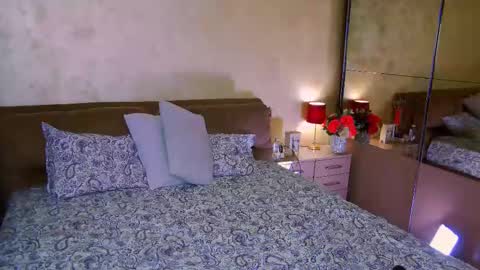 Snapshot of kristal_madness chatting on 02-11-25, 12:38 kristal_madness online show from 02-11-25, 12:38