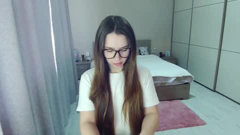 twitter    Annemarye 23 online show from 03-04-26, 07:14