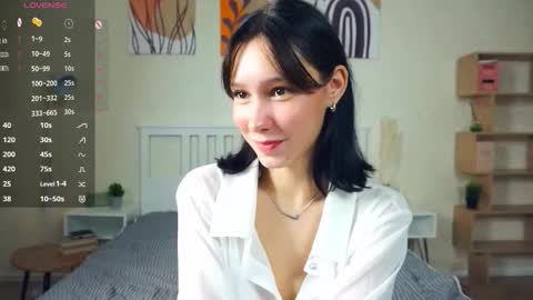 Snapshot of kristanalosa chatting on 09-15-25, 08:09 Emma online show from 09-15-25, 08:09