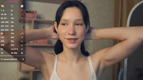 Snapshot of kristanalosa chatting on 09-23-25, 08:12 Emma online show from 09-23-25, 08:12