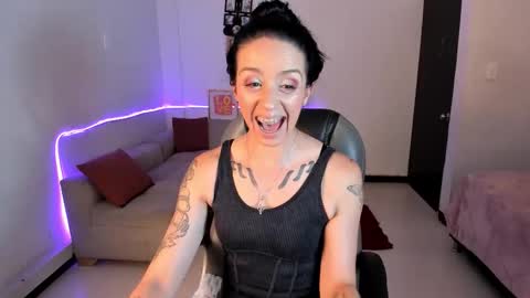 Sophia online show from 12-17-25, 07:42