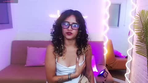 kristen_tay online show from 01-14-25, 03:04