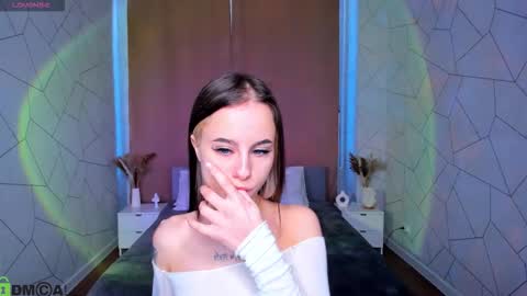 Kristi online show from 03-11-26, 01:22