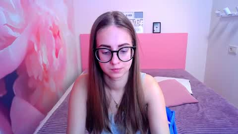 Kristina Adel online show from 01-09-25, 05:22