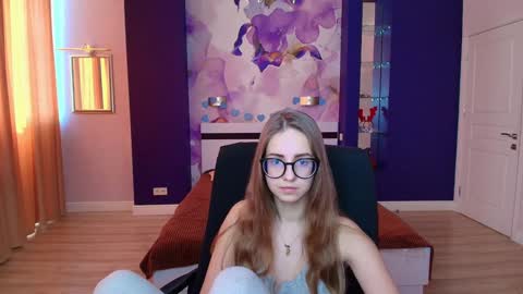 Kristina Adel online show from 01-20-25, 10:51