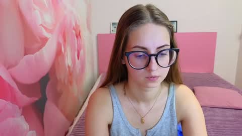 Kristina Adel online show from 02-03-25, 08:02