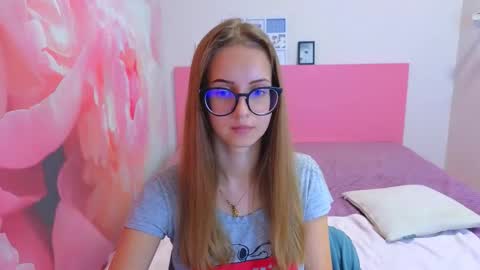 Kristina Adel online show from 11-07-25, 08:14