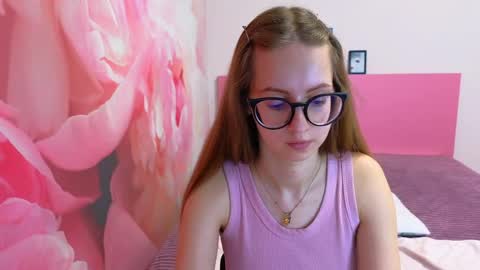 Kristina Adel online show from 04-01-26, 06:25