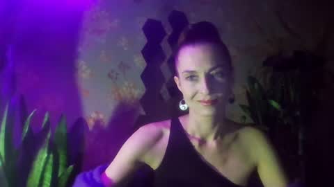 Snapshot of kristinagold44 chatting on 12-05-24, 07:17 Kristina online show from 12-05-24, 07:17
