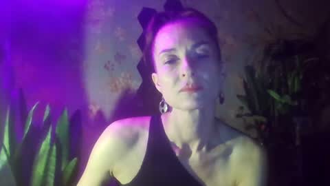 Snapshot of kristinagold44 chatting on 12-06-24, 09:13 Kristina online show from 12-06-24, 09:13